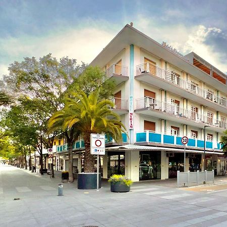 Hotel Myriam Lignano Sabbiadoro Exterior foto